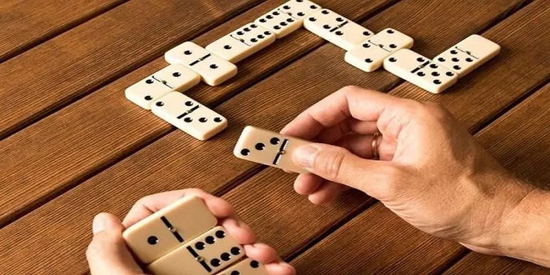 Cách chơi Domino luôn thắng